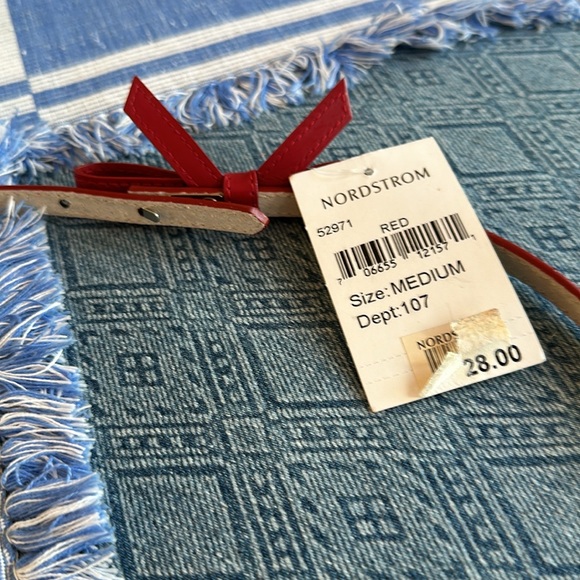 Nordstrom Narrow Bow Belt - Picture 9 of 9